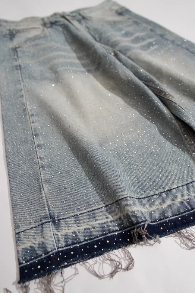 BLANK SHORT JEAN