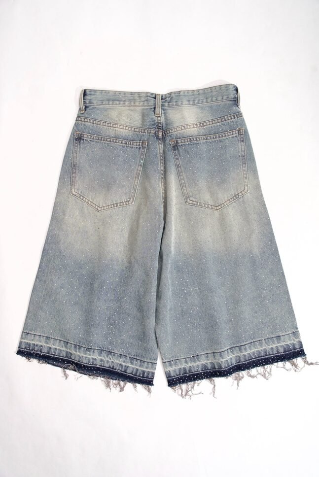 BLANK SHORT JEAN